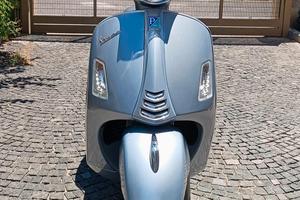 VESPA 300 GTS HPE