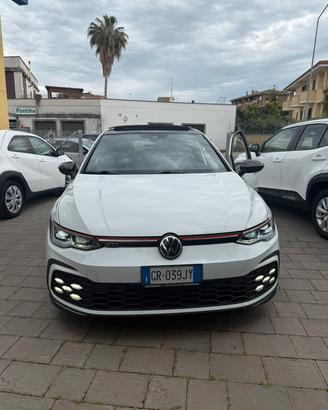 GGOLF 8 GTI 2000