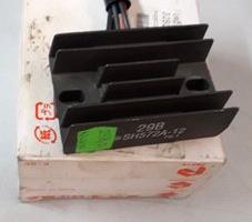 regolatore SUZUKI MARAUDER GN TU 125 250 nuovo