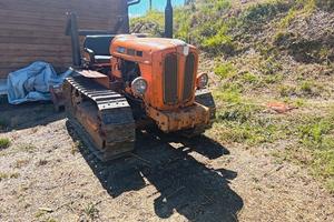trattore cingolato fiat 411c con trincia