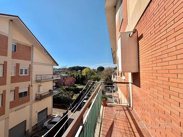 Zona La Quercia - Quadrilocale con garage
