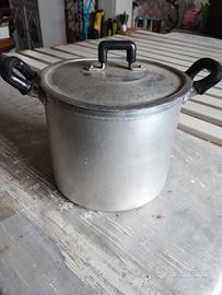 Pentola in alluminio 