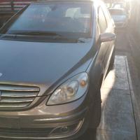 MERCEDES CLASSE B 2011   266960/ 266940/640941