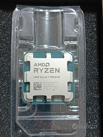 AMD Ryzen 7 7800X3D - Nuovo
