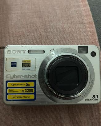Macchina fotografica e videocamera