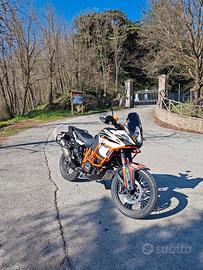 KTM 1090 ADVENTURE R