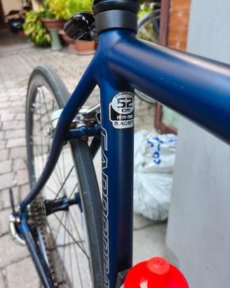 bici da corsa della cannondale