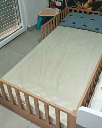 Lettino montessoriano da terra con sponde per bamb
