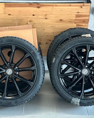 Set Cerchi da 18” Mak