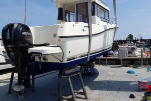 Barca da diporto pilotina Captur 675 PilotHouse