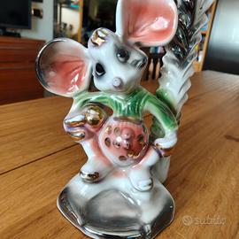 statua di topo Gigio 