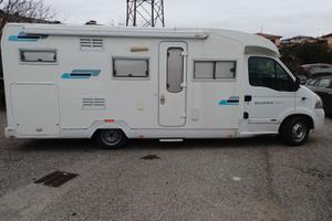 Camper Renault 4 posti modello 2006