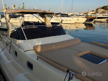Solemar 28 Oceanic 2 x 200Hp Suzuki