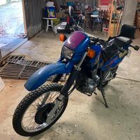 Moto yamaha xt 600