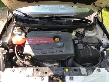 ALFA ROMEO Giulietta Quadrifoglio verde