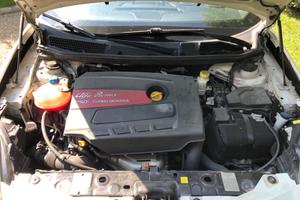 ALFA ROMEO Giulietta Quadrifoglio verde