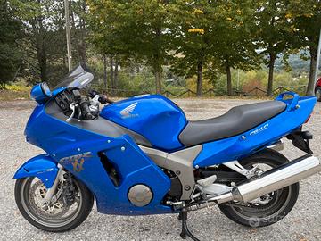 Honda CBR 1100 XX