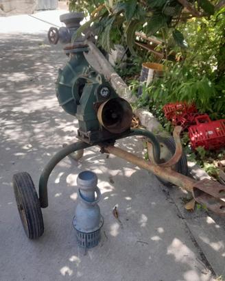 pompa aqcua trattore 