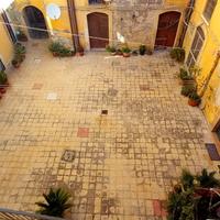 Indipendente al corso umberto