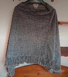Morbido poncho in pelliccia sintetica tg unica