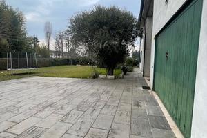 Casa singola 4 camere + giardino di 1700 mq