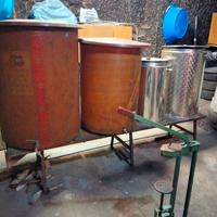 Attrezzatura per fare il vino