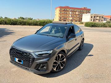 Audi Q5 sport back- quattro-Sline-tetto