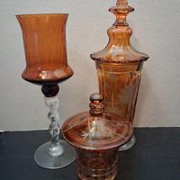 Gruppo di oggetti in vetro vintage