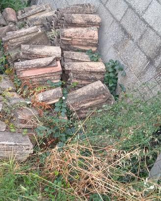Tegole in coccio fatte  mano