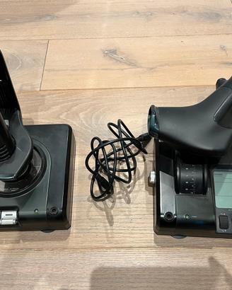 Controller Saitek X52 Pro controller per sim volo