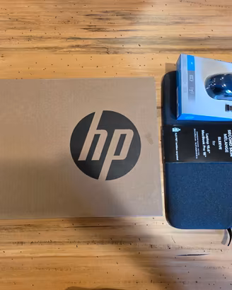 HP 15-fc0039nl NUOVO SIGILLATO - Ryzen 5 7520U, 8G