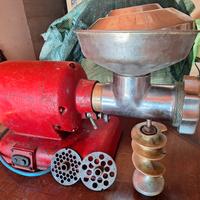 macchina per tritare la carne per salami