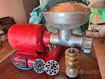 macchina per tritare la carne per salami