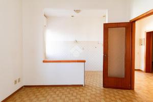 5 LOCALI A VECCHIANO