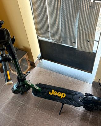 monopattino elettrico jeep 2xe adventurer