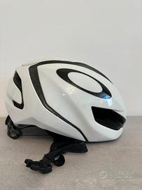 Casco ciclismo Oakley Aro 5