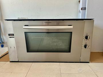 Forno da incasso Electrolux di larghezza 90 cm