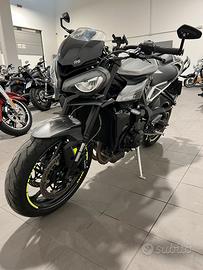 Triumph Street Triple 765 R