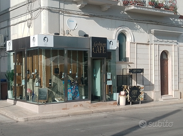 Bar e locale commerciale