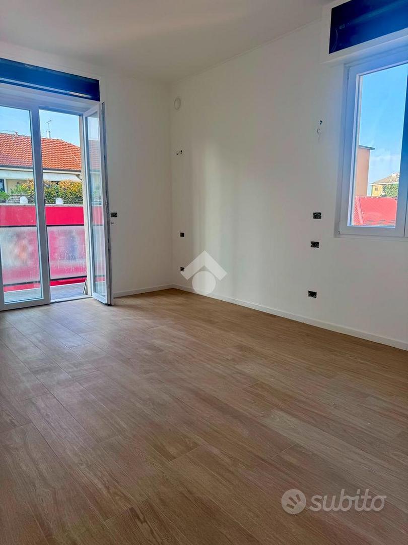 3 LOCALI A MILANO - Vista 2