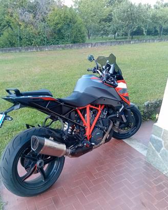 ktm1290 super duke gt 