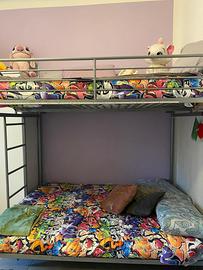 letto a castello com materassi