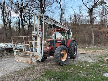 Piattaforma di lavoro su Fiat F115 - trattore