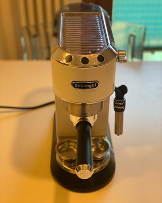 Macchina da caffè De longhi Dedica