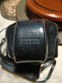 macchina fotografica Petri FT