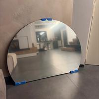 Specchio semiluna con led integrato ARTFORMA