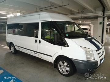 Ford Transit VAN Tours 2.2 TDCi 8 posti 