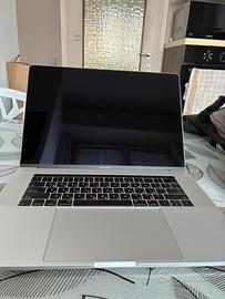 Macbook Pro 2016 1TB 15 inch
