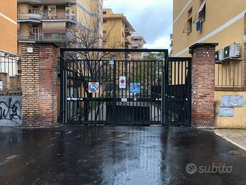 Box auto a Cinecittà