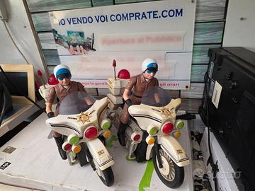  2 MOTO POLIZIA  PATTUGLIA AUTOSTRADA